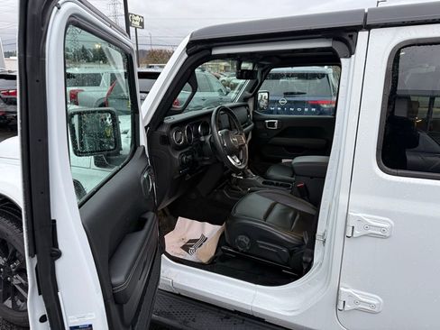 Used 2022 Jeep Wrangler Unlimited Sahara 4xe w/ Cold Weather Group image 9