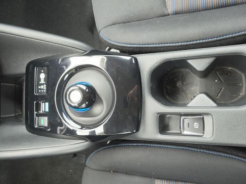 Used 2025 Nissan Leaf SV Plus FWD image 8