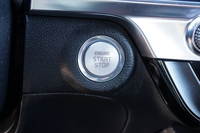 Used 2024 Kia Telluride SX w/ Towing Package FWD image 27