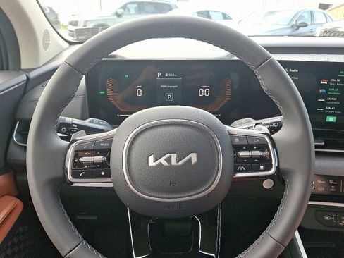 New 2026 Kia Carnival EX image 14