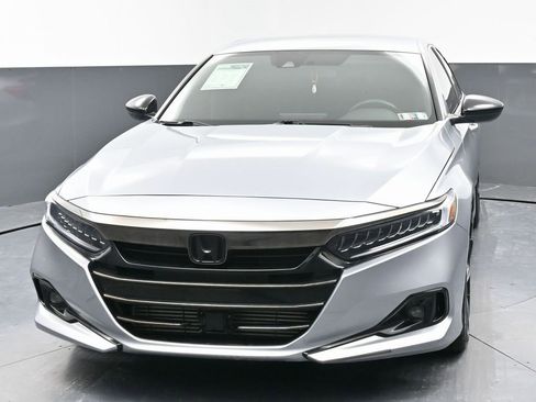 Used 2021 Honda Accord Sport image 5