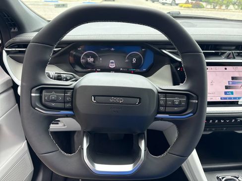 New 2026 Jeep Cherokee Laredo AWD/4WD image 20