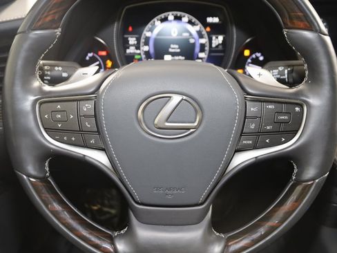 Used 2019 Lexus LS 500 AWD w/ Interior Upgrade Package image 47
