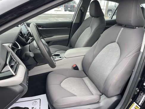 Used 2023 Toyota Camry LE image 11