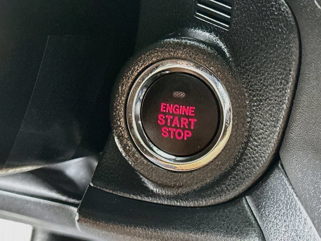 Used 2025 Subaru Legacy Premium AWD/4WD image 19