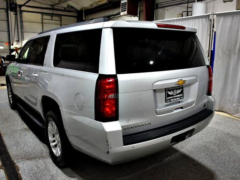 Used 2016 Chevrolet Suburban LT AWD/4WD image 4