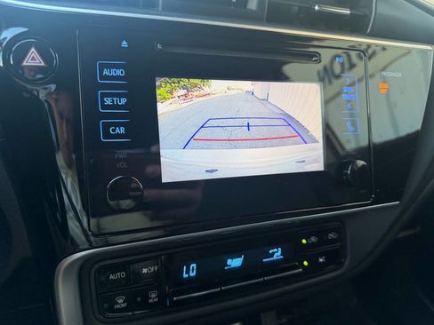 Used 2017 Toyota Corolla LE FWD image 24