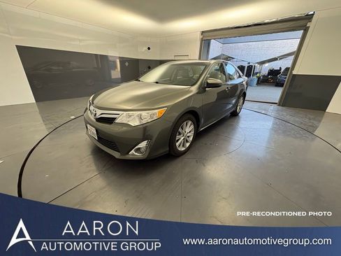 Used 2013 Toyota Camry XLE w/ Leather Pkg FWD image 1