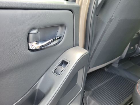 Certified 2024 Nissan Frontier PRO-4X w/ Off-Road Protection Package AWD/4WD image 13