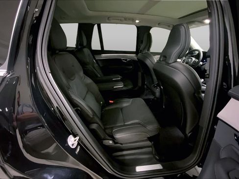 Used 2025 Volvo XC90 B6 Ultra w/ Protection Package Premier AWD/4WD image 19