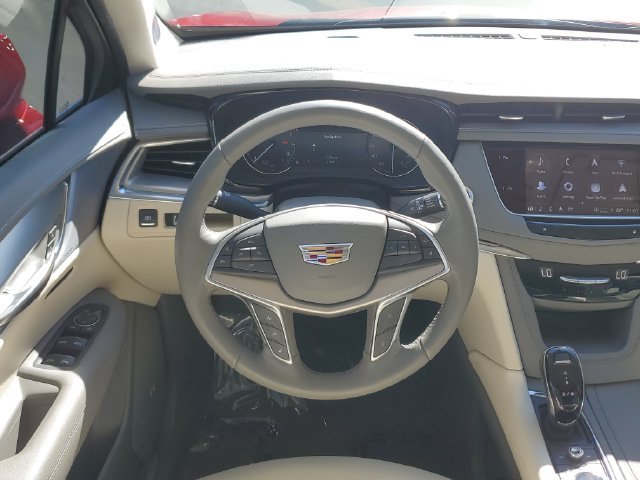 Used 2024 Cadillac XT5 Premium Luxury FWD image 18