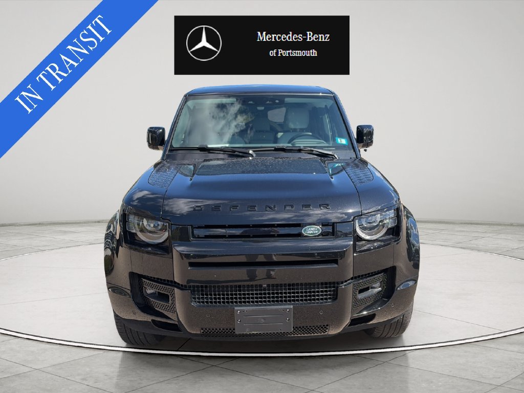 Used 2025 Land Rover Defender 110 X-Dynamic SE AWD/4WD image 8