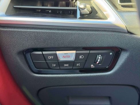 Used 2025 BMW M4 Competition w/ Executive Package image 19