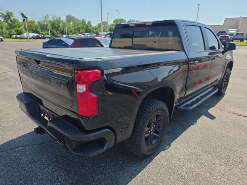 Used 2019 Chevrolet Silverado 1500 LT Trail Boss AWD/4WD image 4