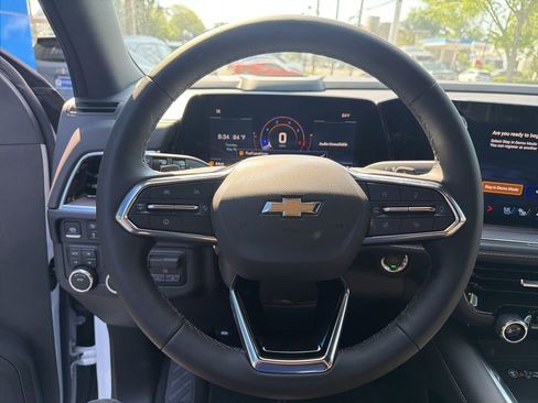 New 2026 Chevrolet Suburban Premier w/ Sun And Tow Package AWD/4WD image 11