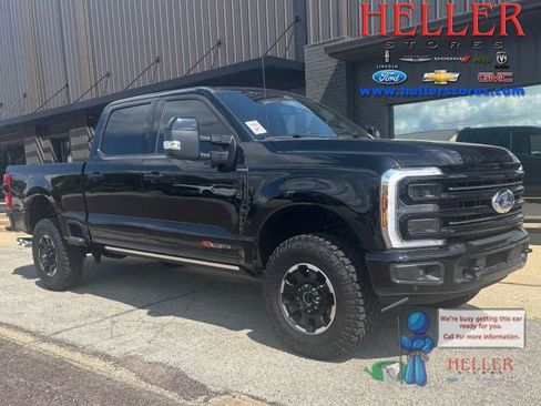 Used 2026 Ford F350 Platinum w/ Tremor Off-Road Package AWD/4WD image 1