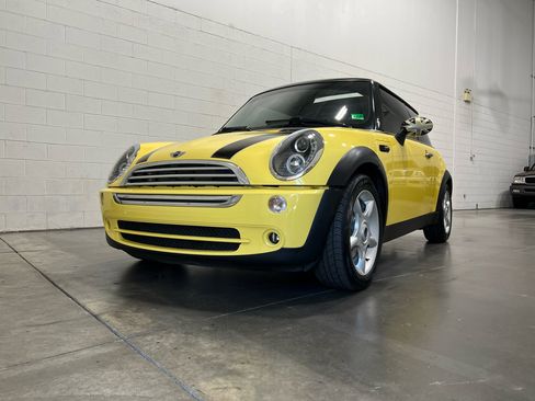 Used 2006 MINI Cooper Hardtop image 3