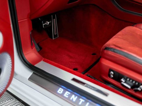 Used 2022 Bentley Continental GT Speed image 45