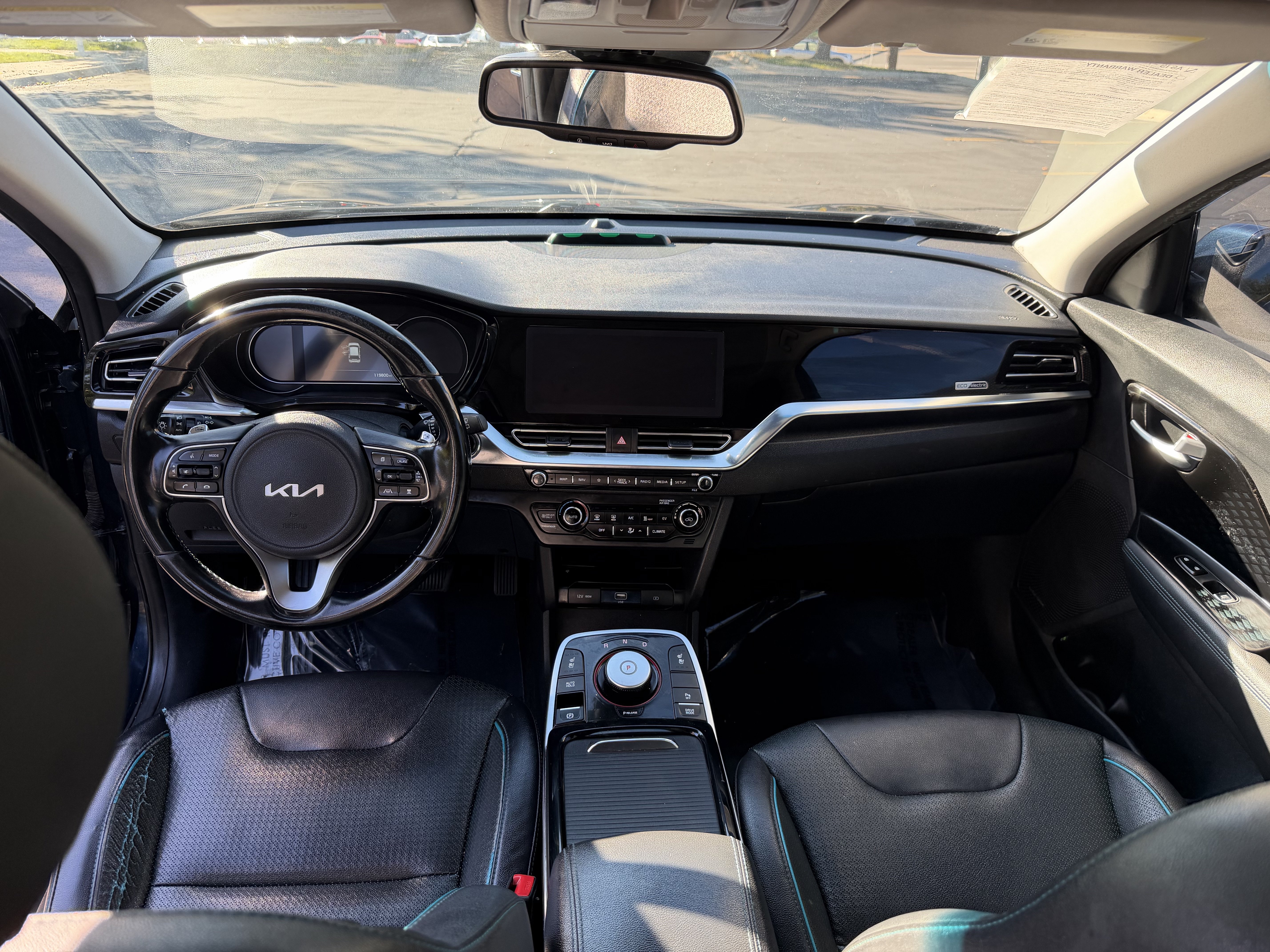 Used 2022 Kia Niro EX Premium FWD image 19