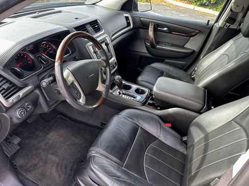 Used 2013 GMC Acadia Denali image 8