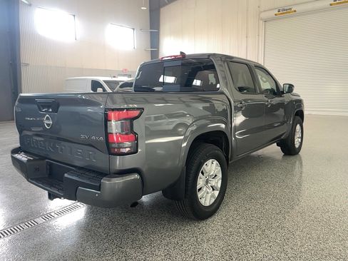 Used 2023 Nissan Frontier SV w/ SV Premium Package AWD/4WD image 22