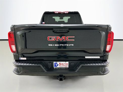 New 2026 GMC Sierra 1500 Elevation image 6