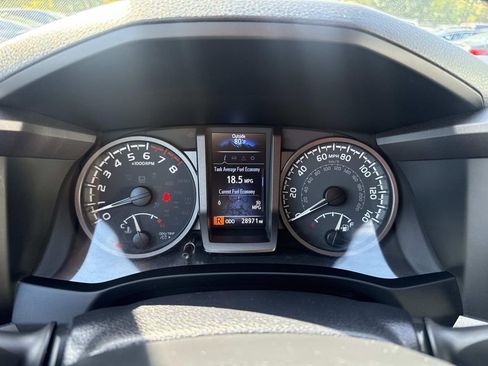 Used 2023 Toyota Tacoma TRD Off-Road image 34