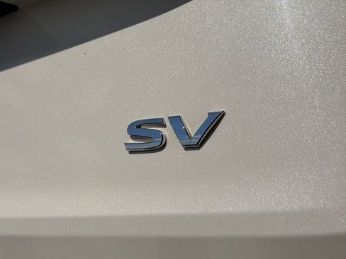 Used 2023 Nissan Rogue SV FWD image 16