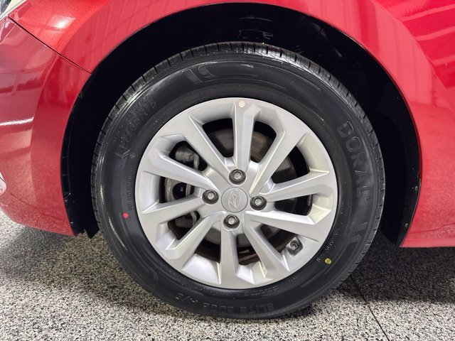 Used 2021 Hyundai Accent SEL FWD image 4