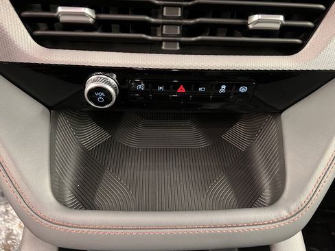 New 2026 Ford Explorer Active w/ Active Comfort Package image 15