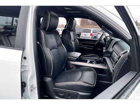 Used 2024 RAM 2500 Laramie w/ Night Edition image 8