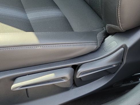Certified 2025 Honda Civic Sport image 22