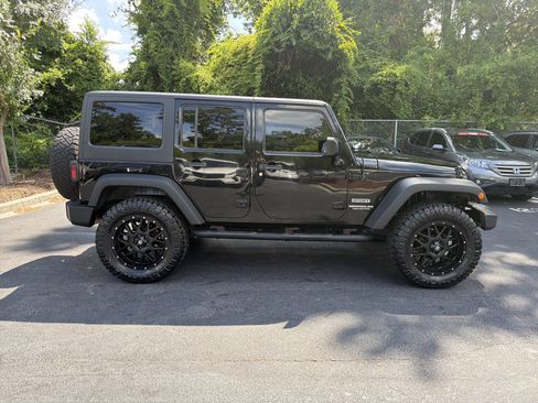 Used 2016 Jeep Wrangler Unlimited Sport w/ Quick Order Package 24S AWD/4WD image 46
