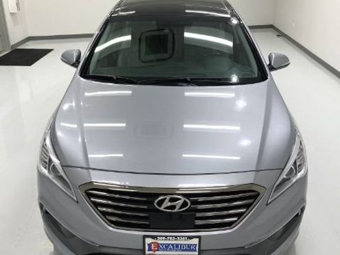 Used 2016 Hyundai Sonata Limited w/ Option Group 04 FWD image 11