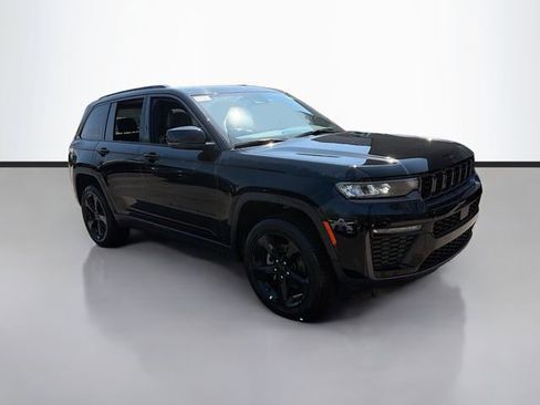 New 2026 Jeep Grand Cherokee Limited w/ Limited Altitude Package AWD/4WD image 3