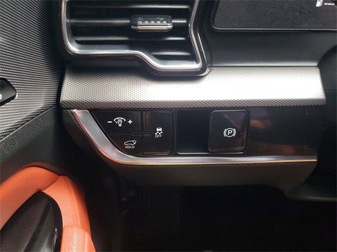 Used 2023 Kia Sportage SX image 24