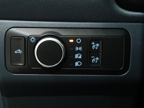 Used 2022 Ford Maverick XLT FWD image 9