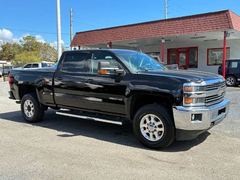 Used 2015 Chevrolet Silverado 3500 LT w/ LT Convenience Package image 7