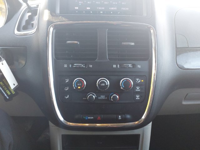Used 2016 Dodge Grand Caravan SE w/ Quick Order Package 29E SE FWD image 17