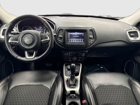 Used 2018 Jeep Compass Latitude w/ Popular Equipment Group AWD/4WD image 20