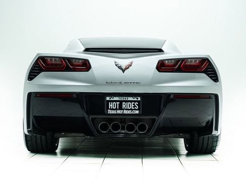 Used 2019 Chevrolet Corvette Stingray Coupe w/ 1LT RWD image 16