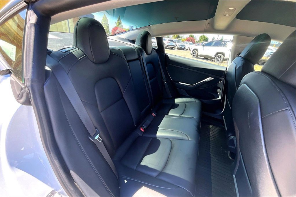 Used 2021 Tesla Model 3 Standard Range Plus RWD image 20