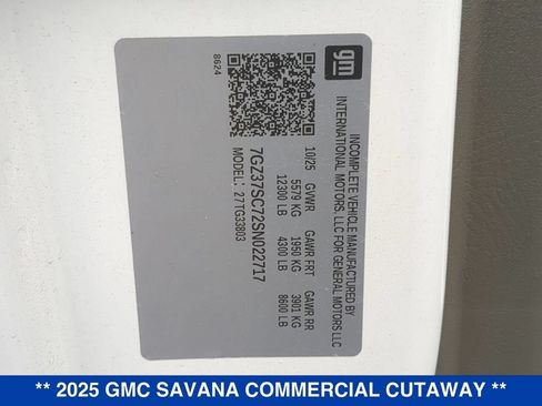 New 2025 GMC Savana 3500 RWD image 21