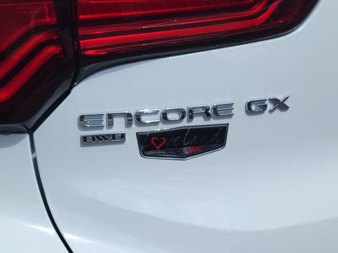 New 2026 Buick Encore GX Sport Touring AWD/4WD image 10
