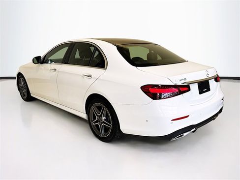 Certified 2023 Mercedes-Benz E 350 4MATIC Sedan w/ Premium Package image 7