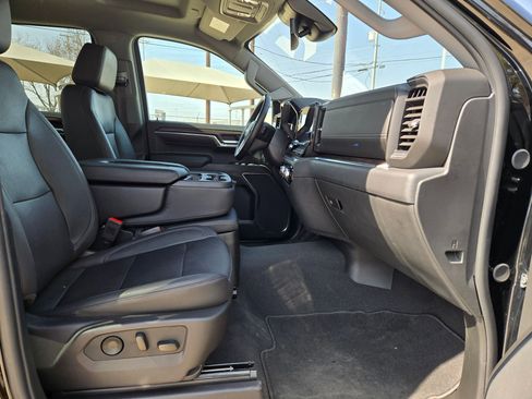 Certified 2024 GMC Sierra 1500 SLT image 28