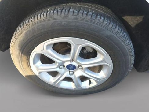 Used 2019 Ford EcoSport SE w/ SE Convenience Package FWD image 10