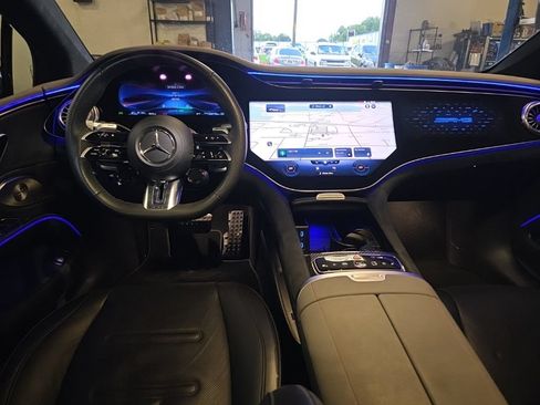 Used 2023 Mercedes-Benz EQS AMG 4MATIC image 4