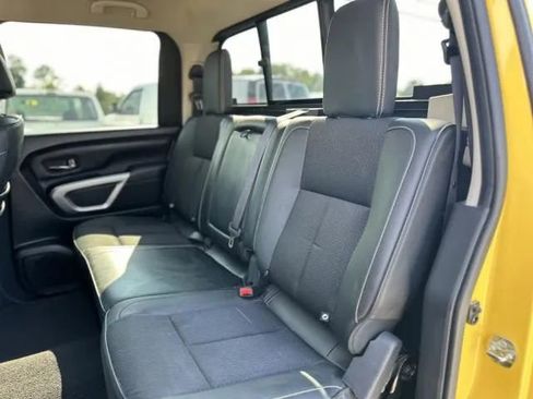 Used 2018 Nissan Titan PRO-4X image 12