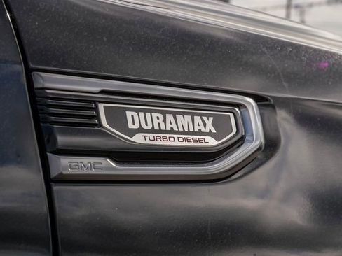 Used 2025 GMC Sierra 1500 AT4 w/ Technology Package AWD/4WD image 10